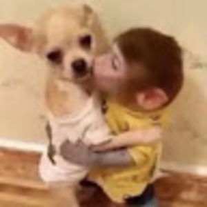 Meet your Posher, Vicky